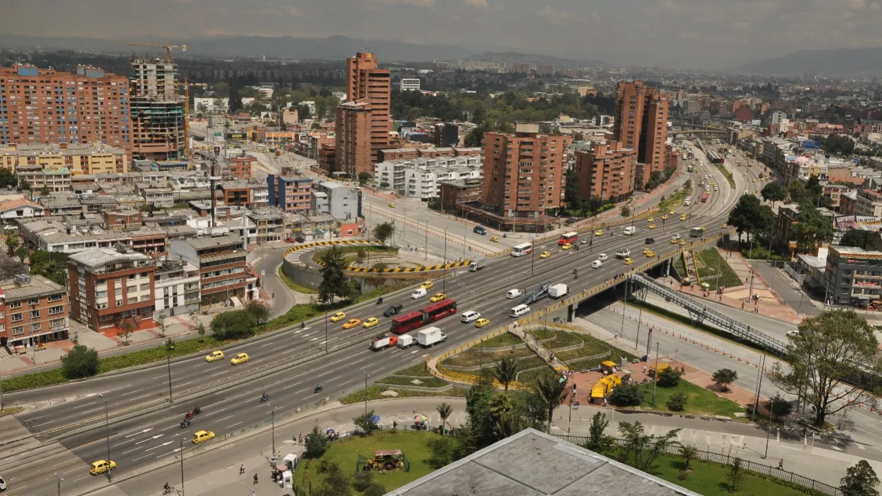 Foto carrera 30 CAD