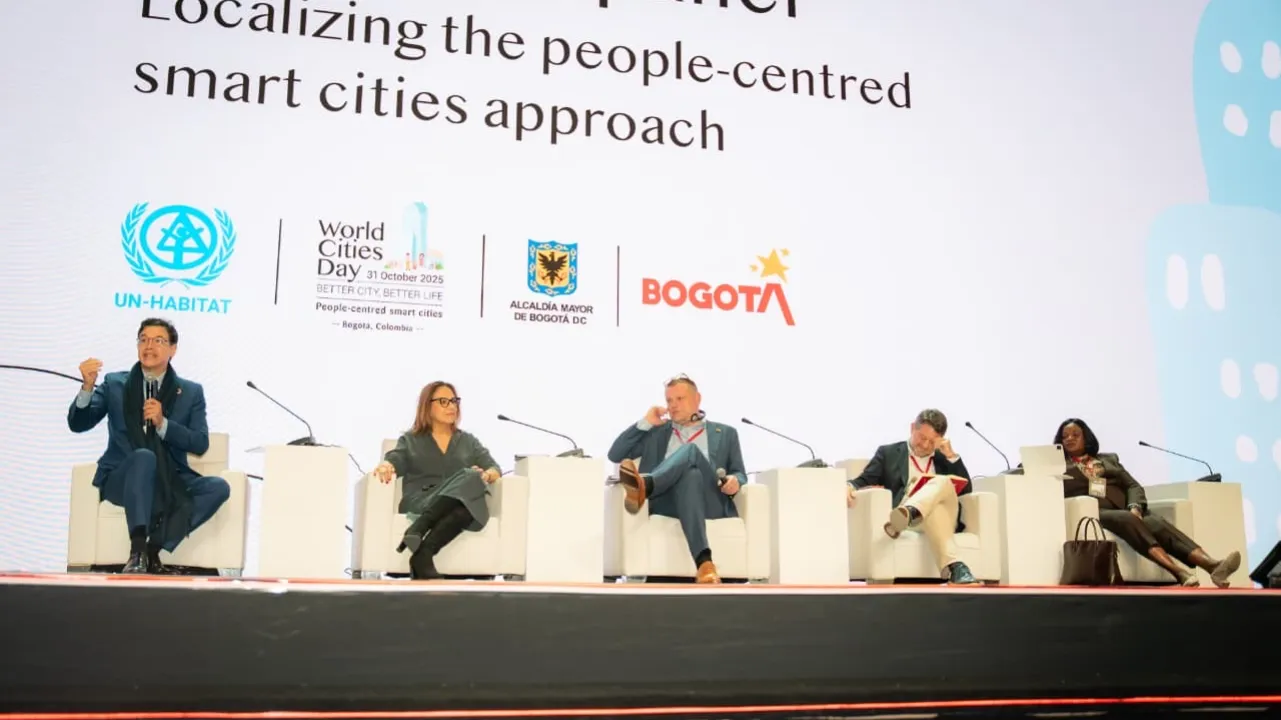 Bogotá lideró el diálogo internacional sobre ciudades inteligentes centradas en las personas